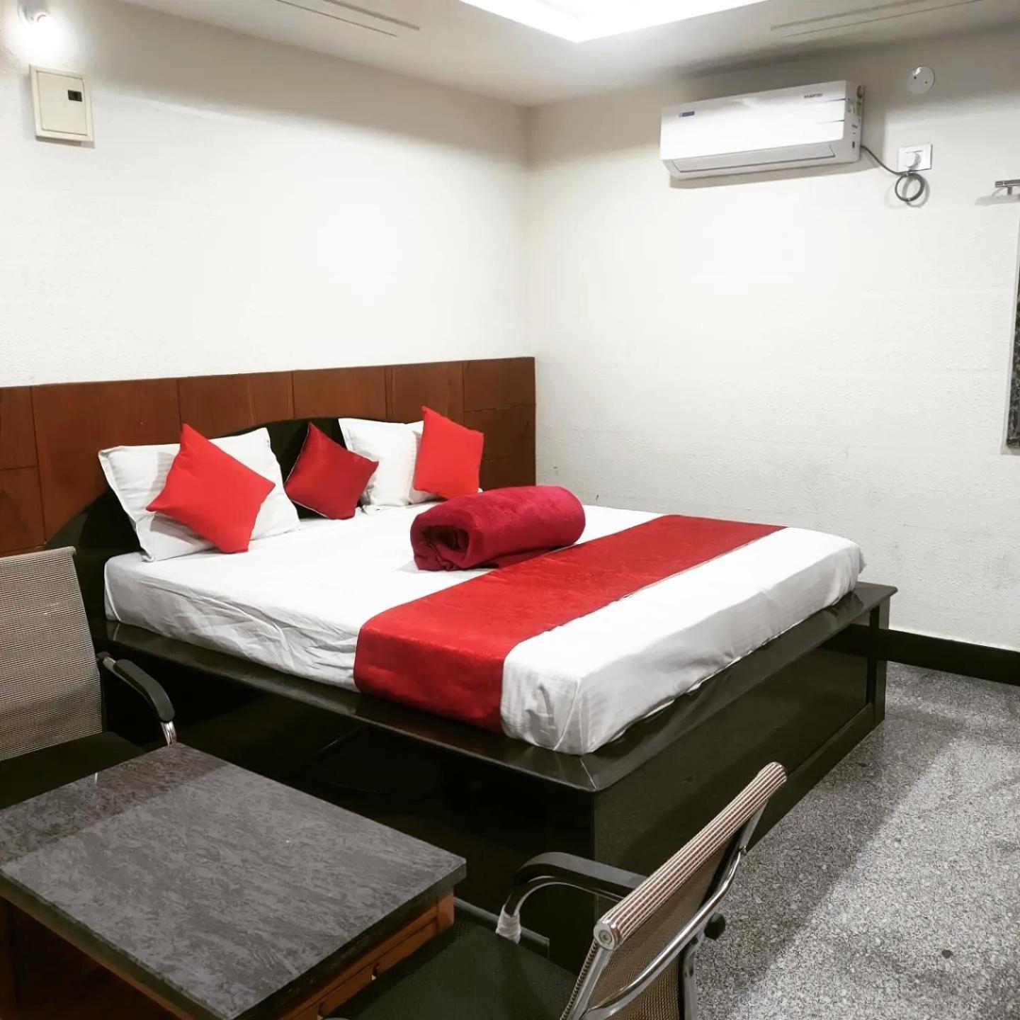 Hotel New Maruthi Inn, Lb Nagar Hyderabad Exterior foto